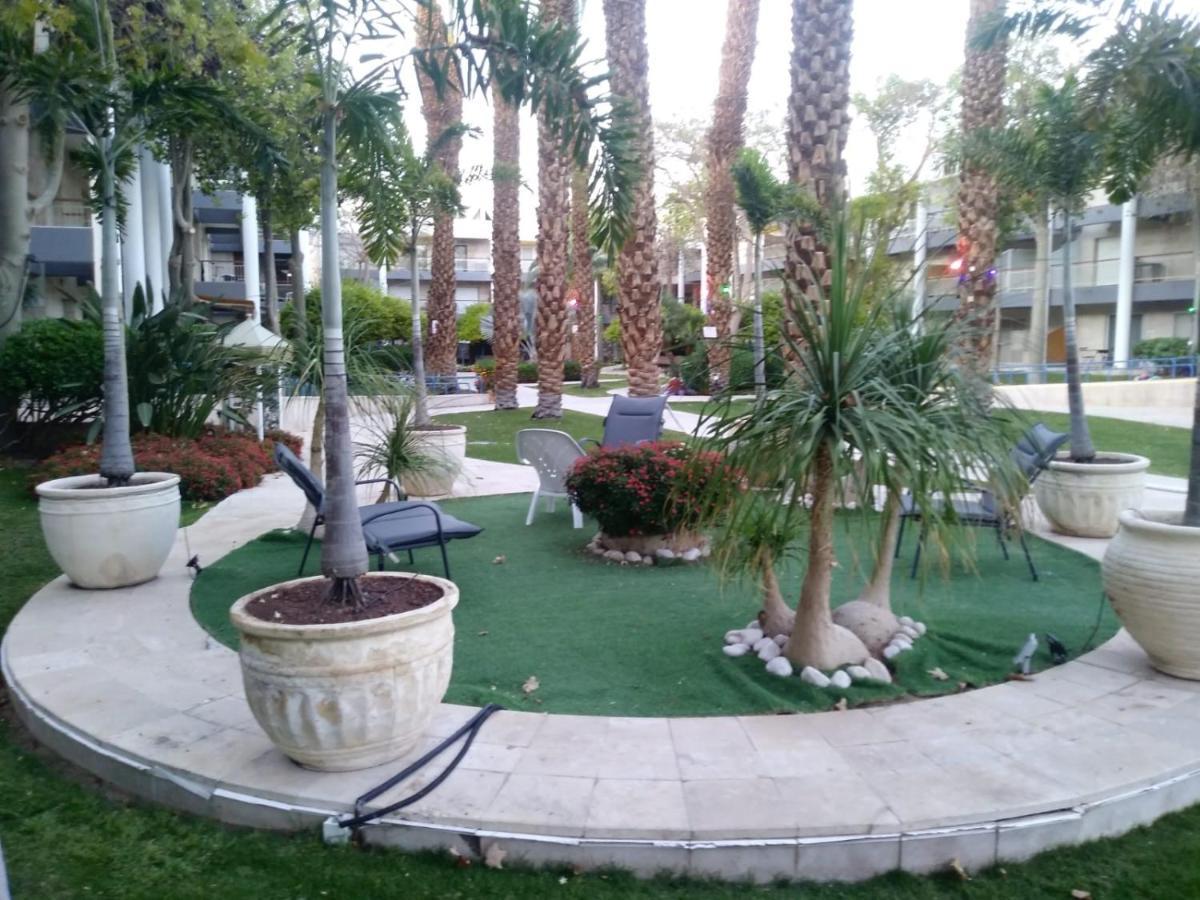 Royal Park -George Apartment Eilat Exterior photo